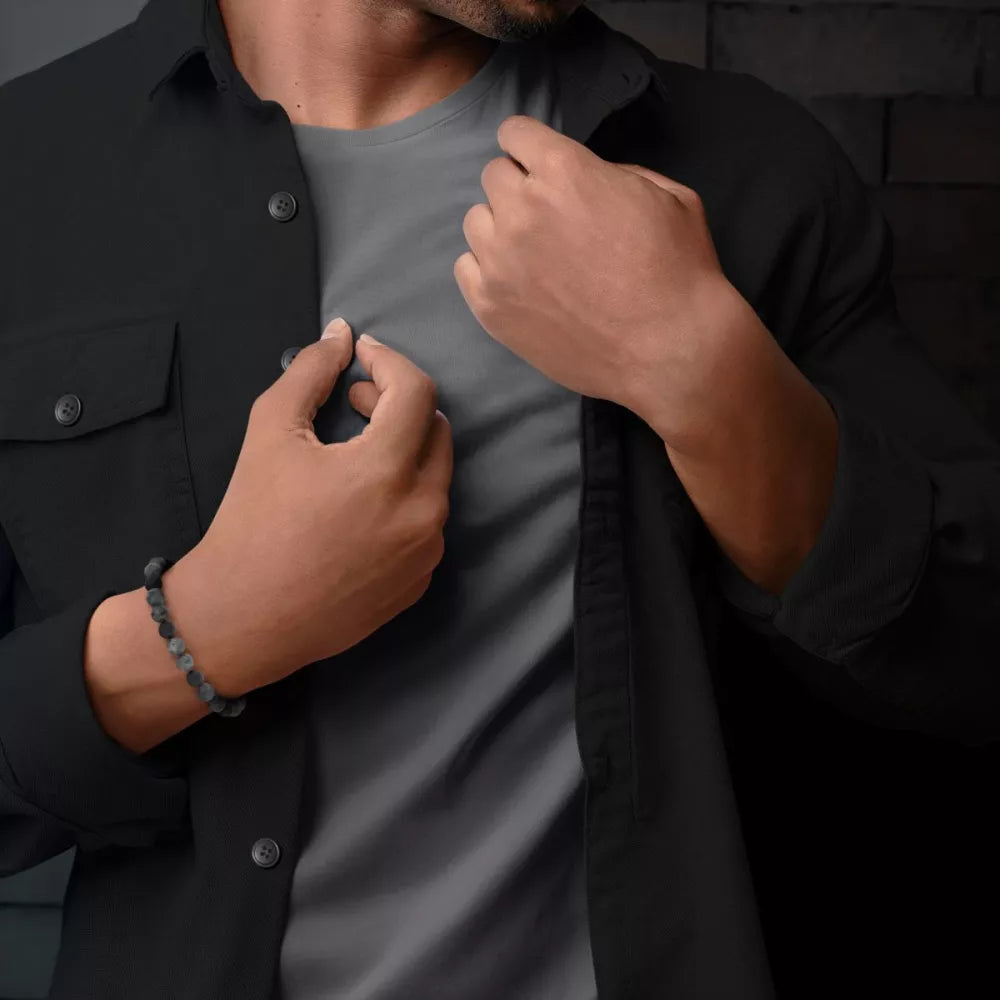 Armband aus 8mm großen Howlith-Steinen mit Edelstahlverschluss - Rebel&Rose Modell: RR-80066-S-L