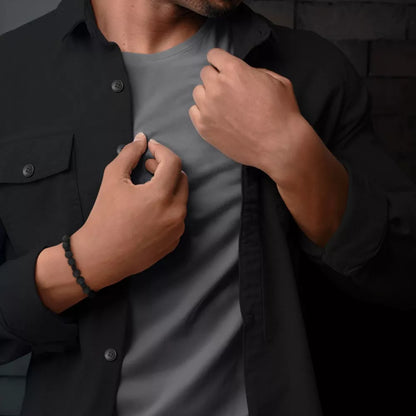 Armband aus 8mm großen schwarzen Onyx-Edelsteinen mit schwarzem Stahlverschluss - Rebel&Rose Modell: RR-80093-B-L