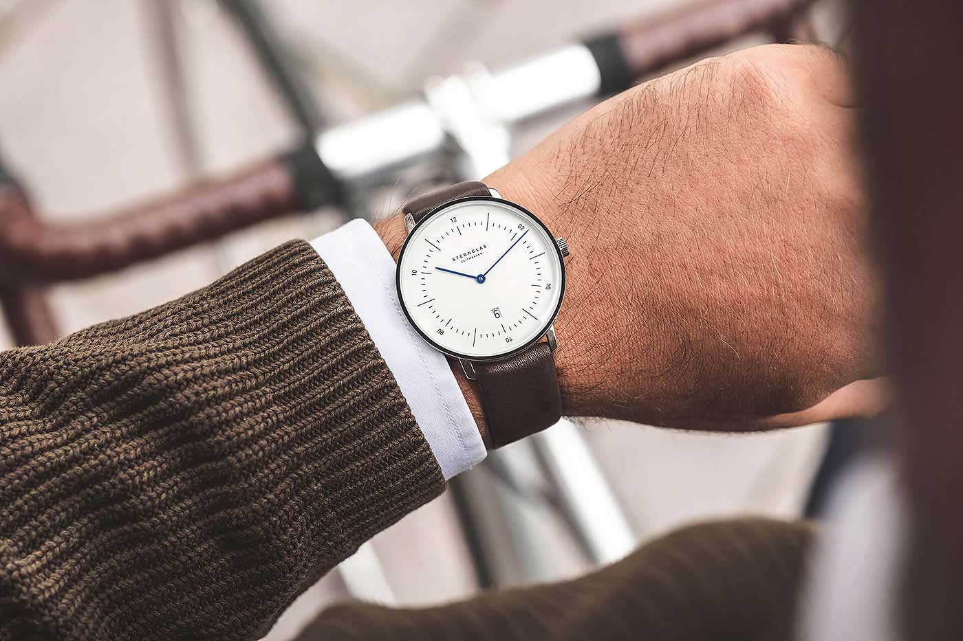 Sternglas Naos XL S01-NX01-PR04 Herrenuhr • Saphirglas • Bauhaus-Design