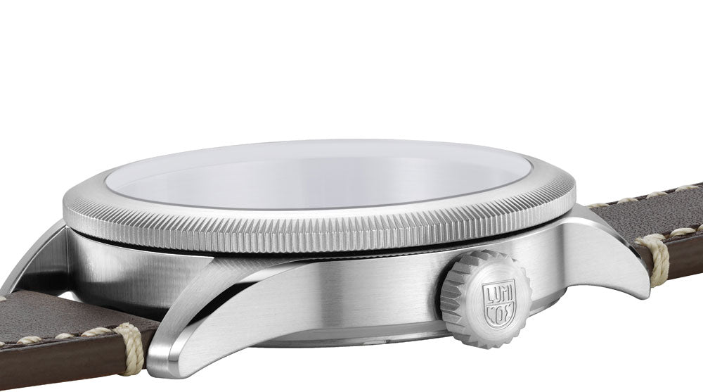 Luminox P-38 Lightning XA.9521 Men's Watch • Sapphire Crystal • GMT Function