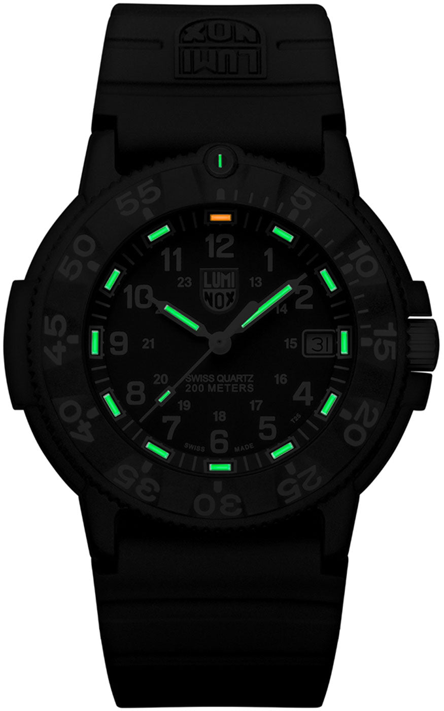 Luminox Original Navy SEAL XS.3001.F Men's Watch • Swiss Quartz Movement • Robust CARBONOX™ Case