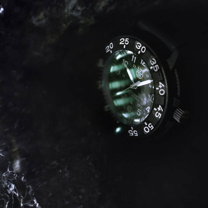 Luminox Original Navy SEAL XS.3001.F Men's Watch • Swiss Quartz Movement • Robust CARBONOX™ Case