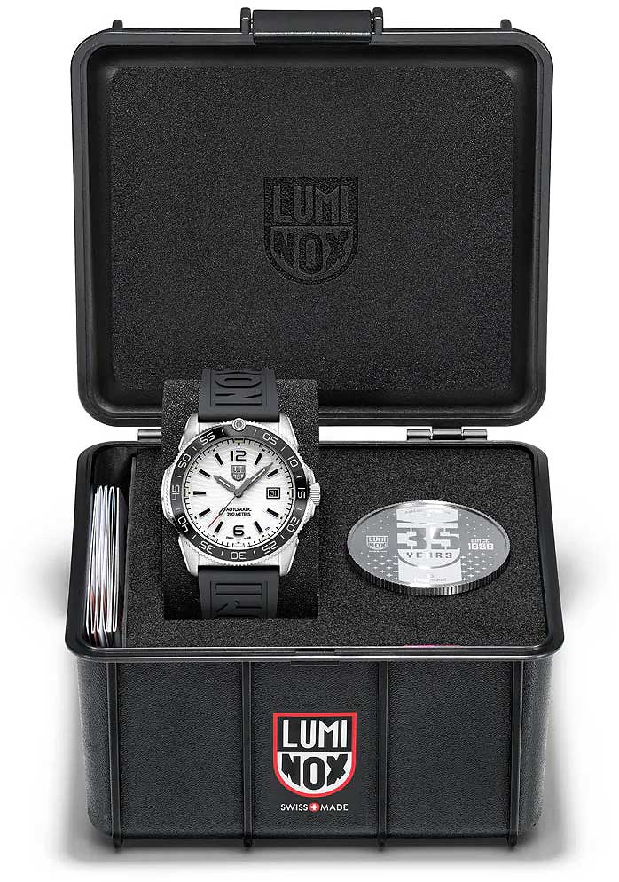 Luminox Pacific Diver XS.3101.H Men's Watch • Automatic Movement • Sapphire Crystal